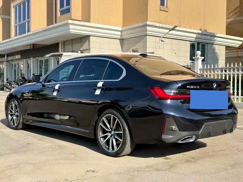 BMW 3 Series 2024