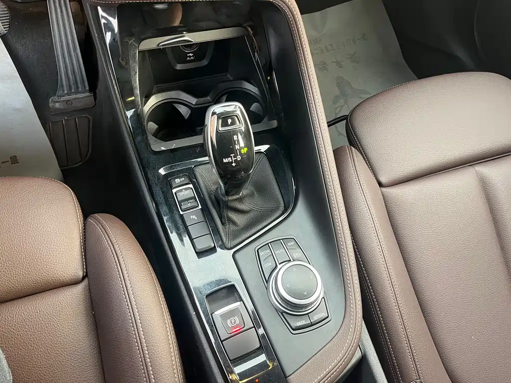 BMW X2 2022 — фото 15