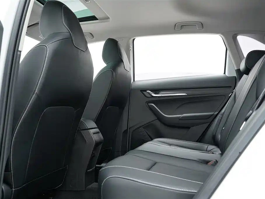 Skoda Kamiq 2023 — фото 14