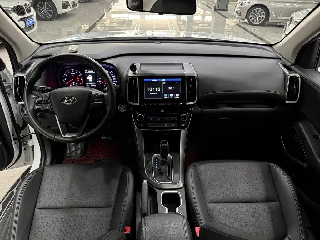 Hyundai ix35 2018 — фото 10