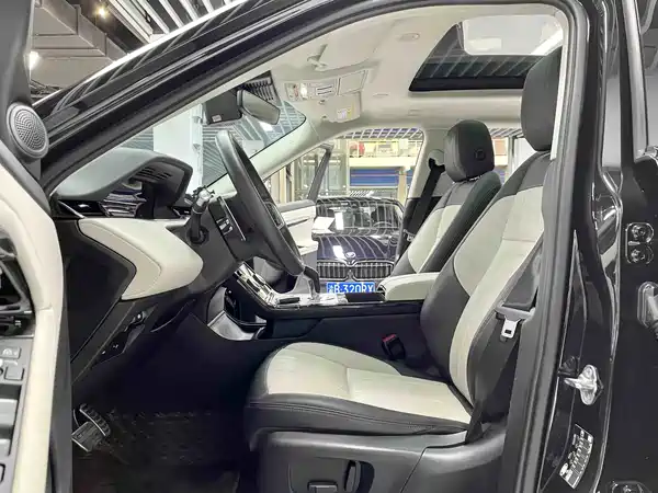 Land Rover Range Rover Evoque 2022