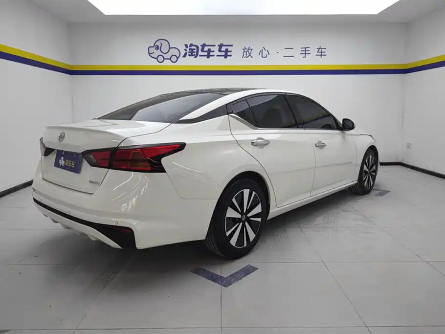 Nissan Teana 2021 — фото 3