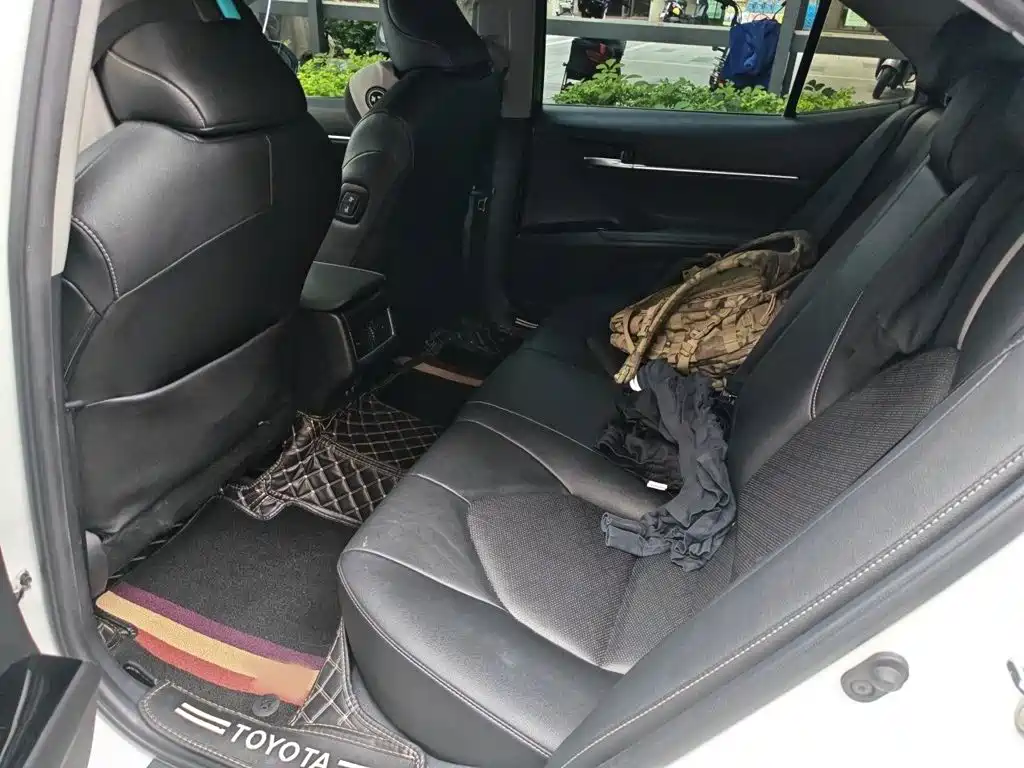 Toyota Camry 2021 — фото 15