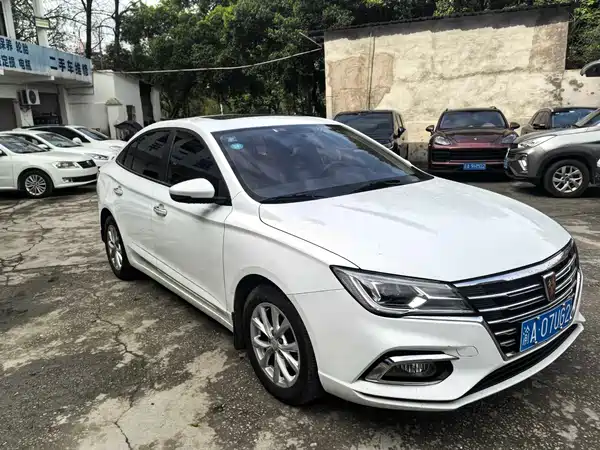 Roewe i5 2020