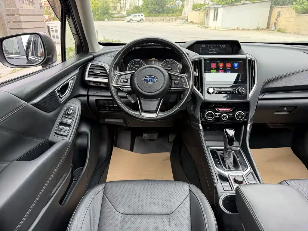Subaru Forester 2019 — фото 9