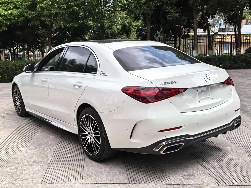 Mercedes-Benz C-Class 2022 — фото 4