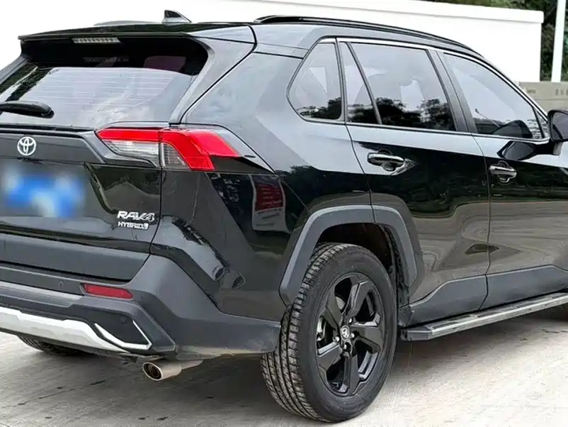 Toyota RAV4 2023