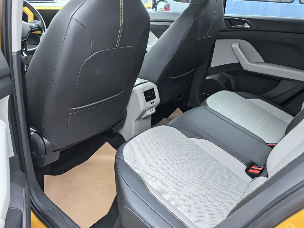 Volkswagen T-Cross 2020