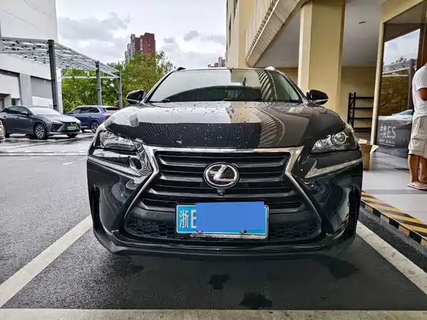 Lexus NX 2016