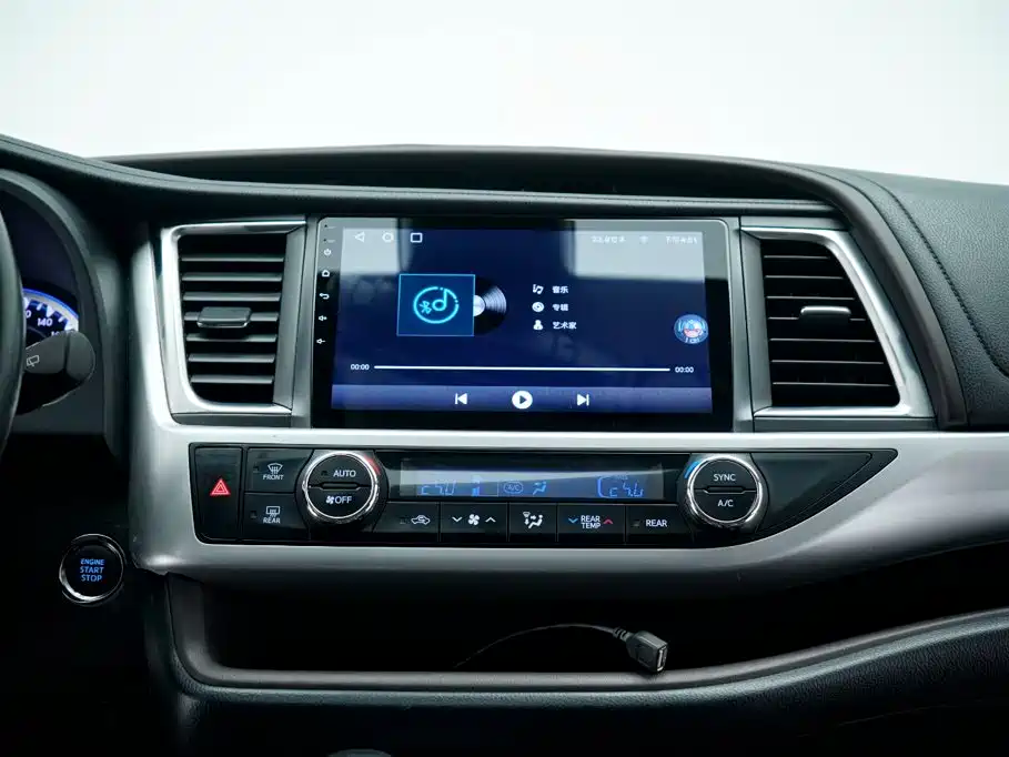 Toyota Highlander 2018 — фото 17