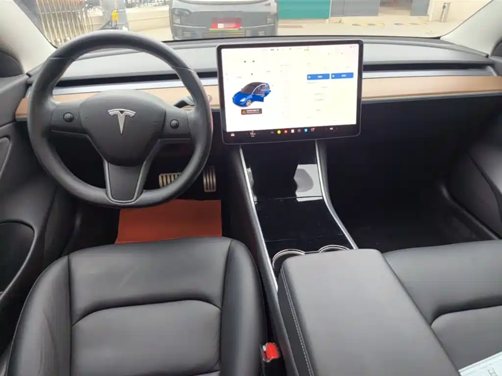 Tesla Model 3 2019 — фото 10
