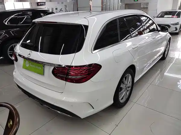 Mercedes-Benz C-Class 2021