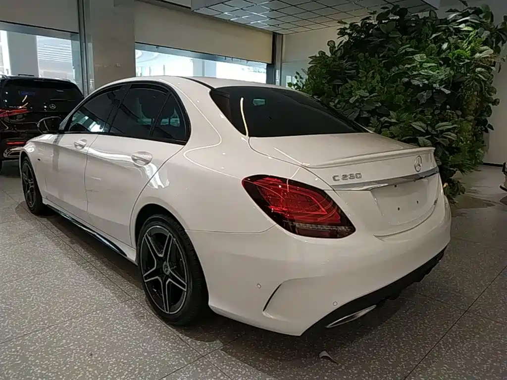 Mercedes-Benz C-Class 2021 — фото 5