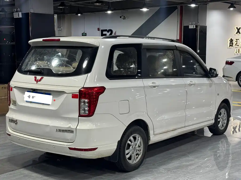 Wuling Hongguang 2019 — фото 4