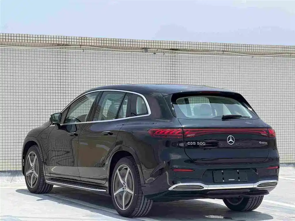 Mercedes-Benz EQS SUV 2026 — фото 6