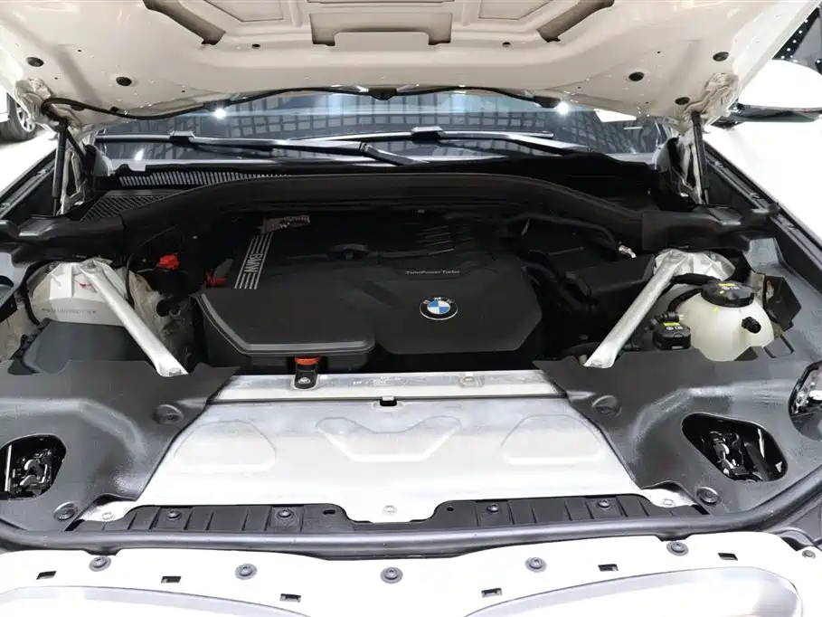 BMW X4 2023 — фото 25