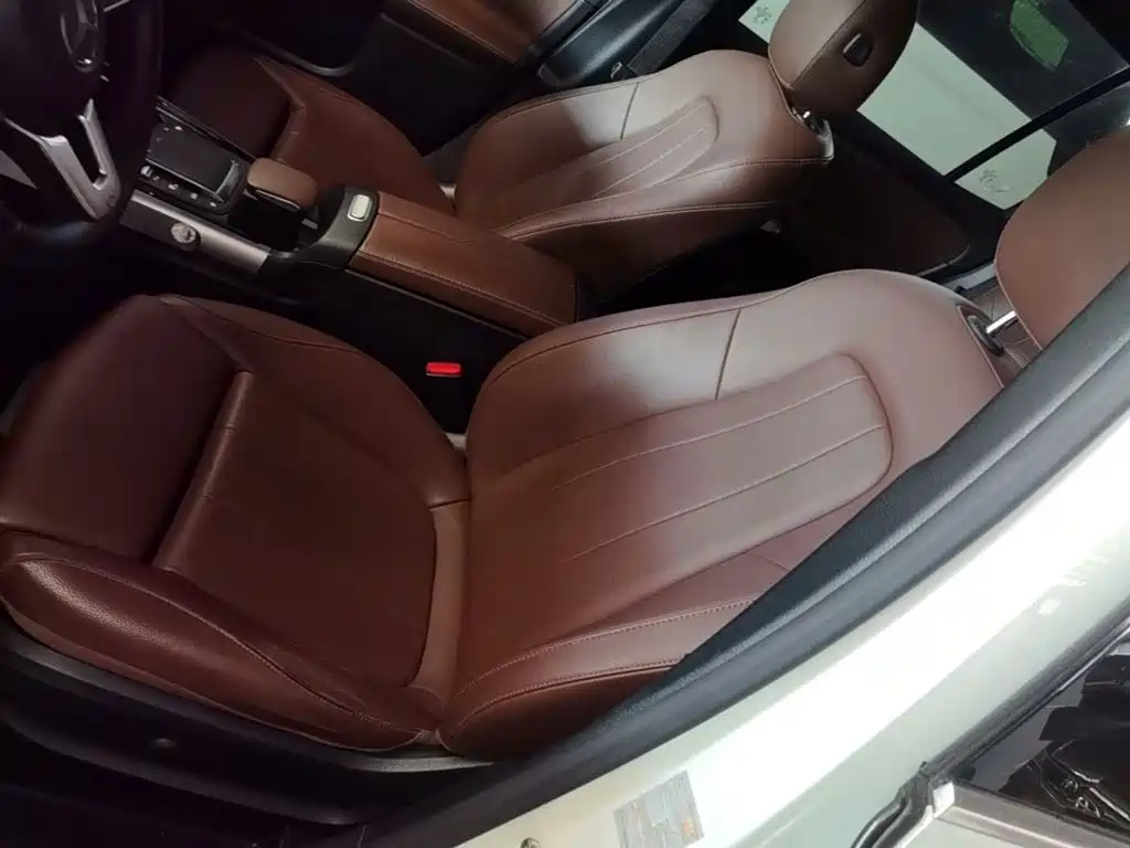 Mercedes-Benz GLB 2021 — фото 15
