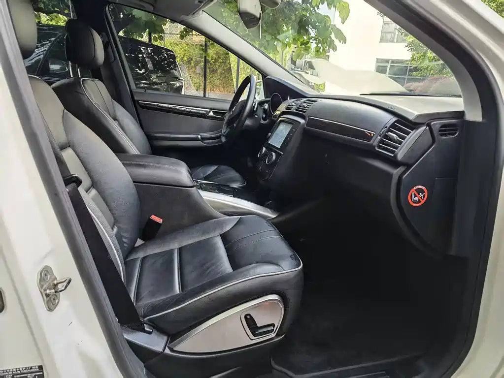 Mercedes-Benz R-Class 2014 — фото 17