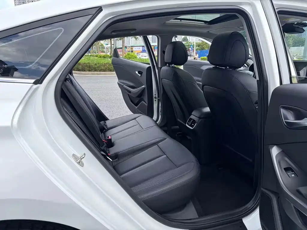 Hyundai Fista 2020 — фото 10