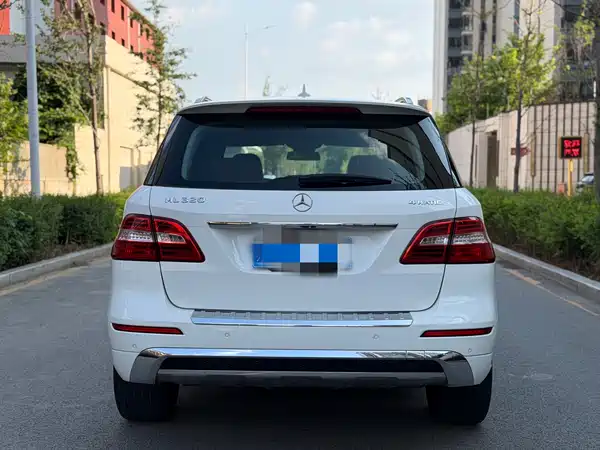 Mercedes-Benz M-Class 2014