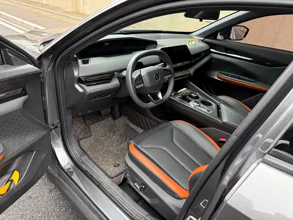 Changan UNI-V 2023