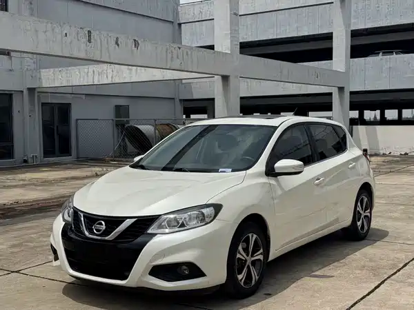 Nissan Tiida 2016