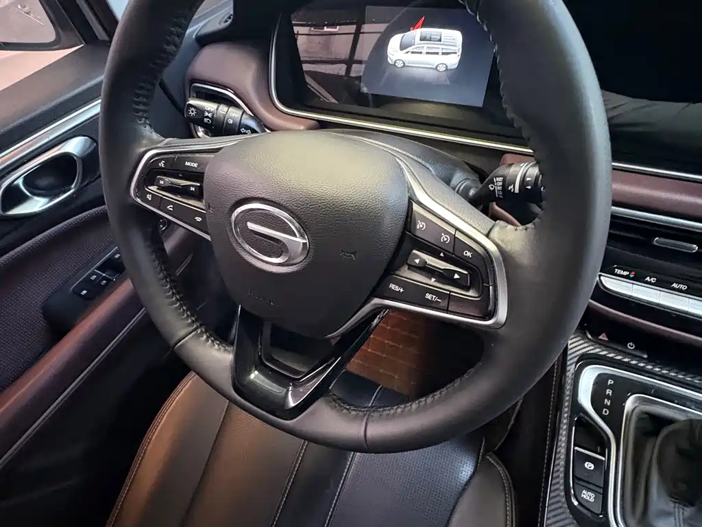 GAC Trumpchi M6 2023 — фото 9
