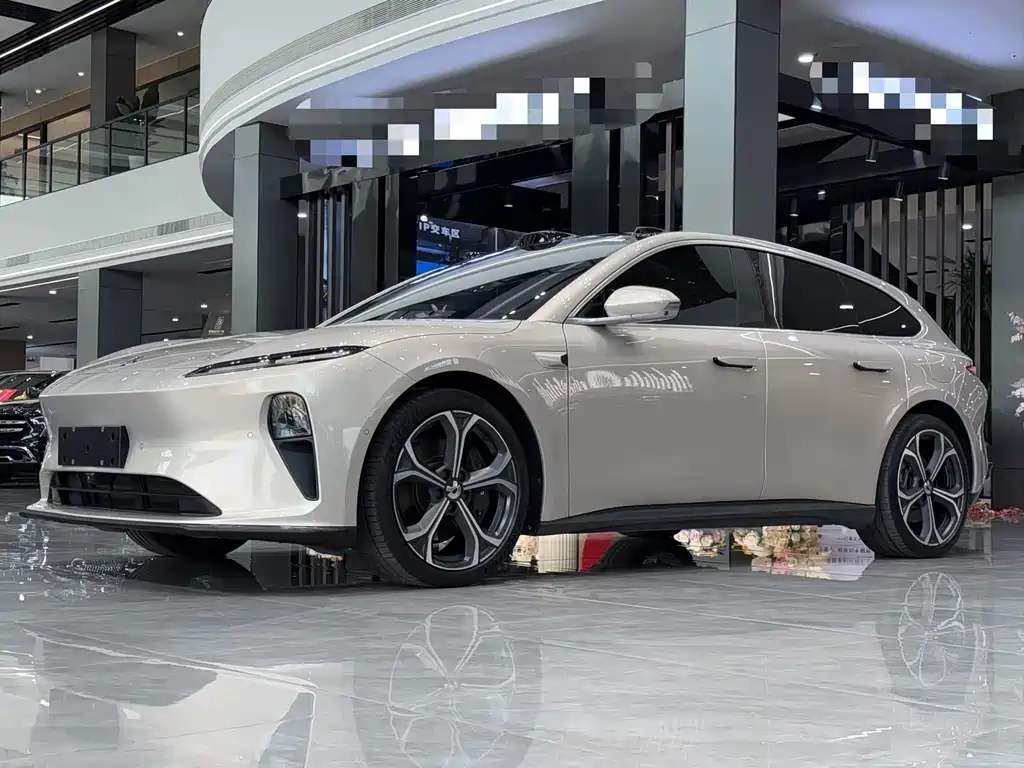 NIO ET5T 2024