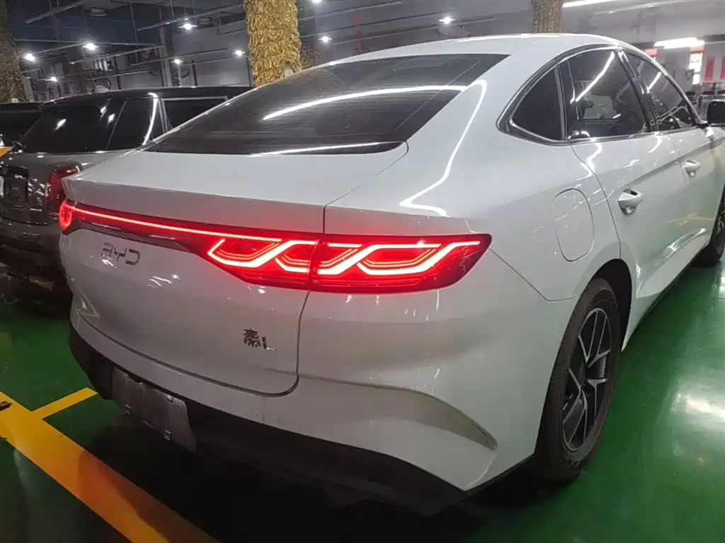 BYD Qin L 2024 — фото 7