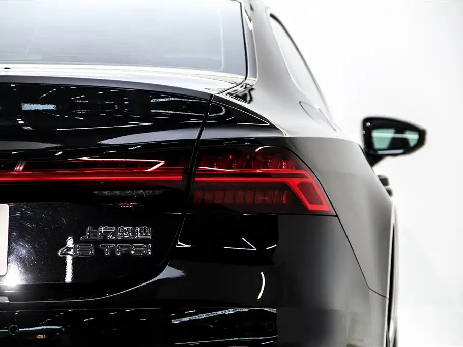 Audi A7L 2024 — фото 10