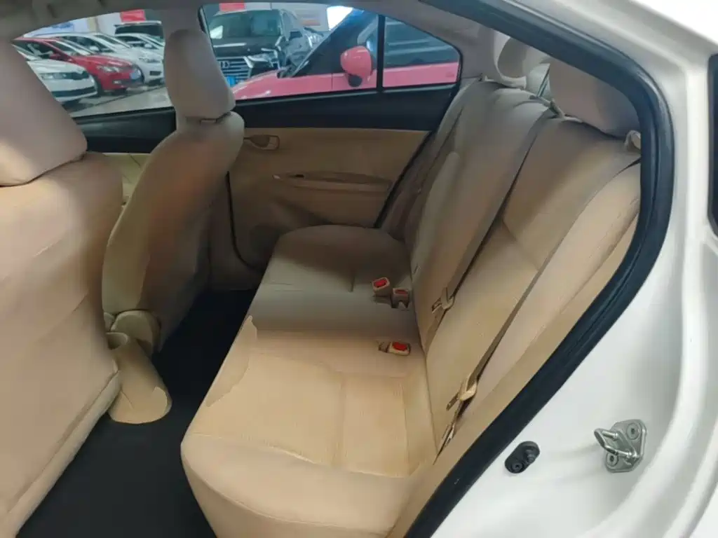 Toyota Vios 2015 — фото 17