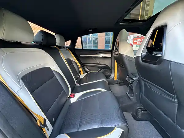 MG MG5 Scorpio 2023