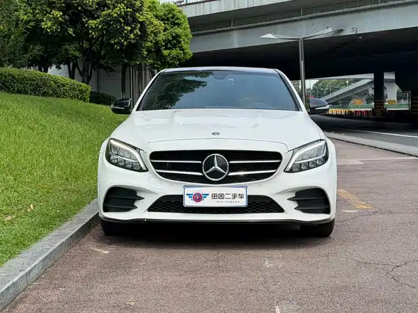 Mercedes-Benz C-Class 2022