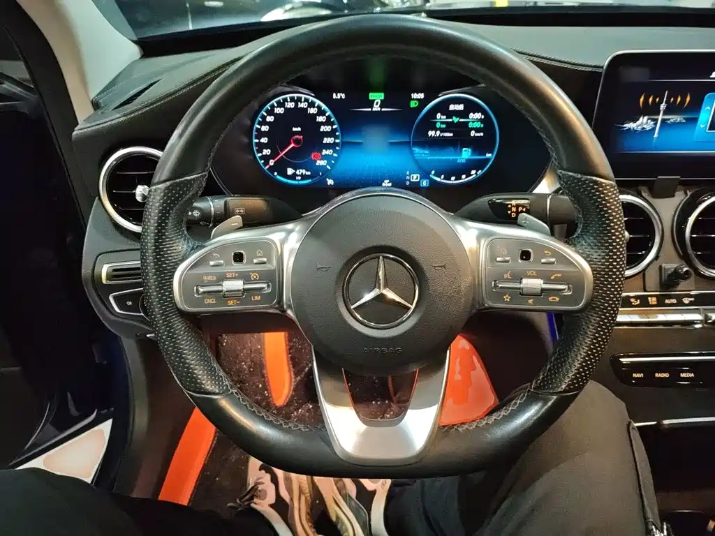 Mercedes-Benz C-Class 2021
