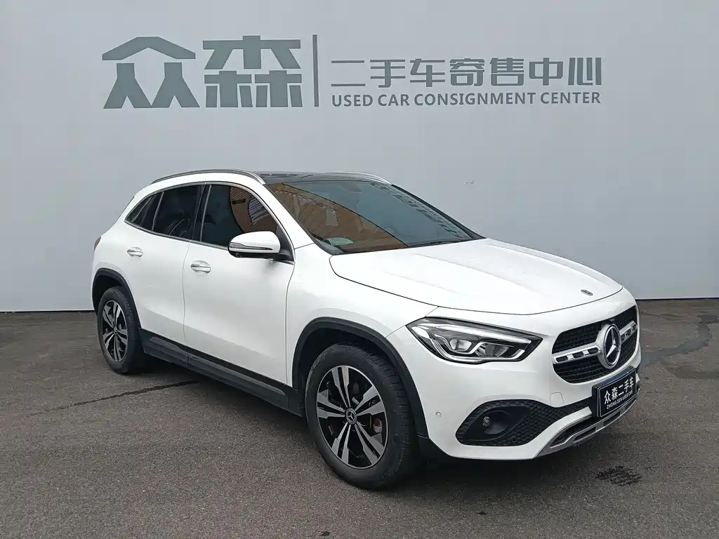 Mercedes-Benz GLA 2021