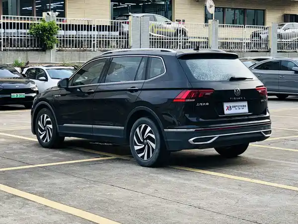 Volkswagen Tiguan L 2021