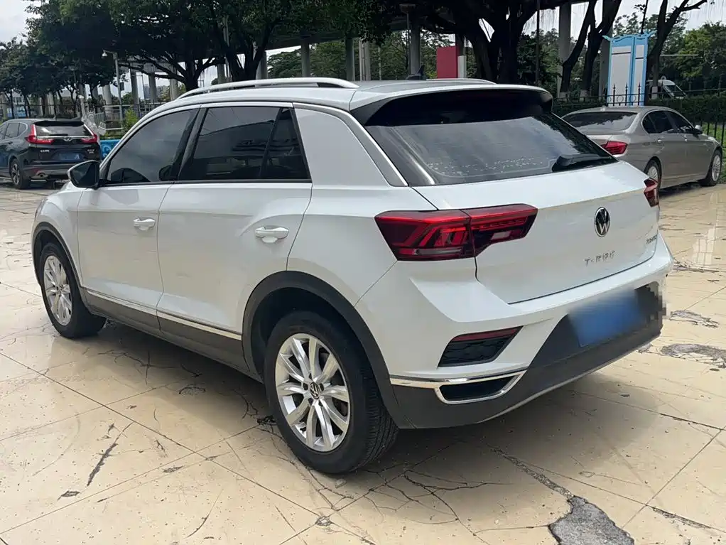 Volkswagen T-Roc 2021 — фото 24