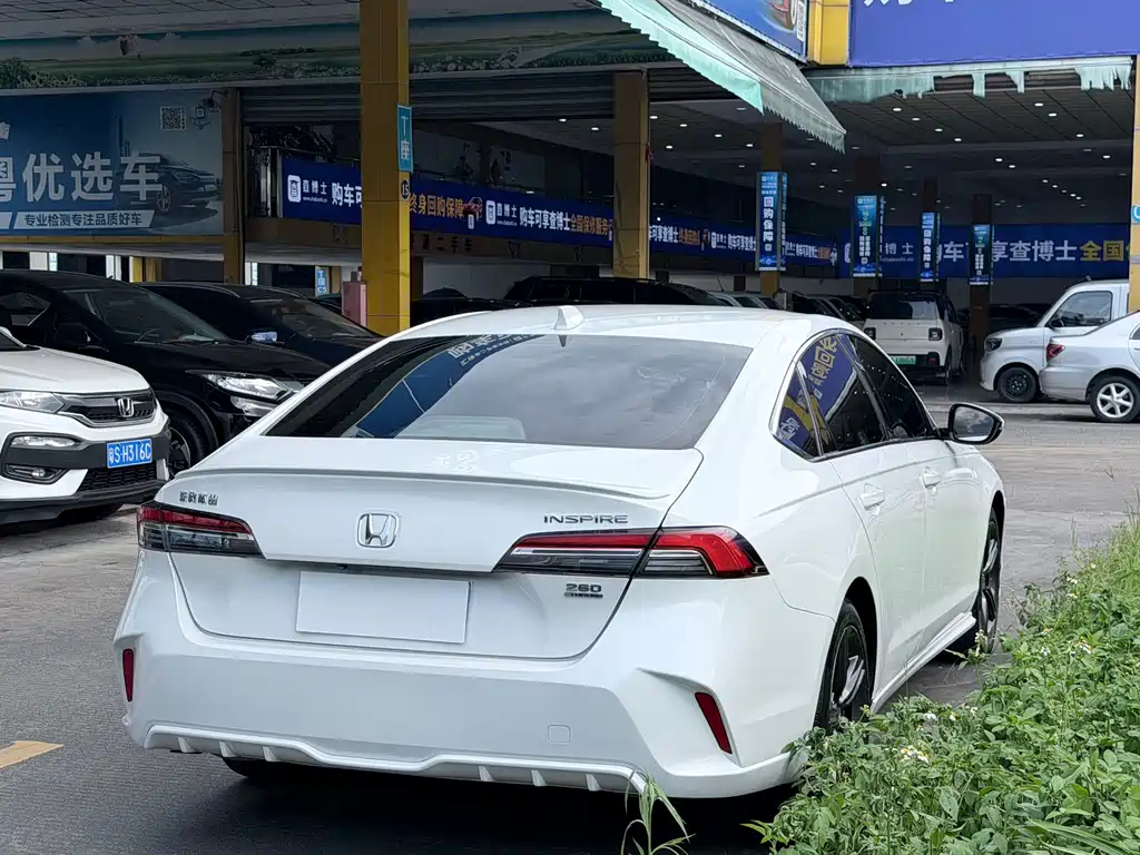Honda Inspire 2023 — фото 11