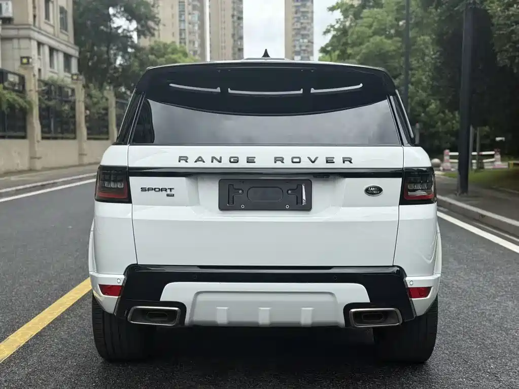 Land Rover Range Rover Sport 2022 — фото 14