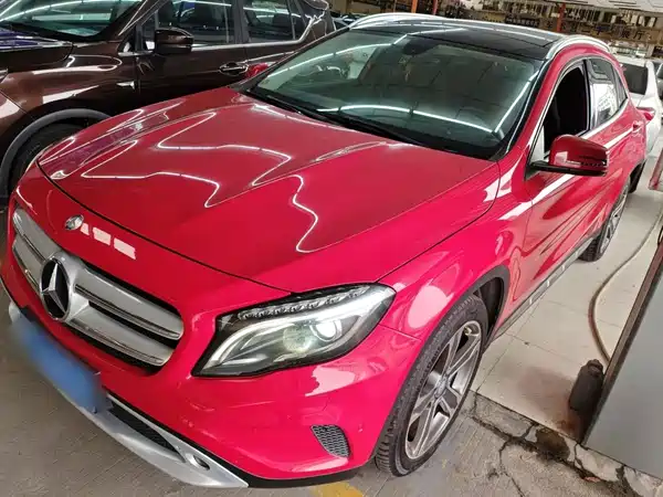 Mercedes-Benz GLA 2015