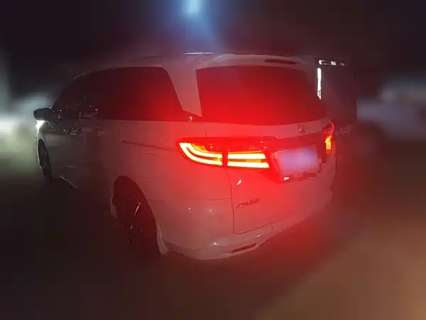Honda Odyssey 2016