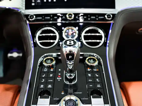 Bentley Continental 2022