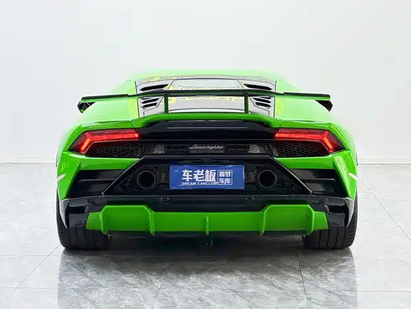 Lamborghini Huracan 2021