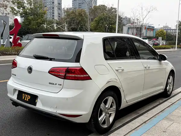 Volkswagen Golf 2015