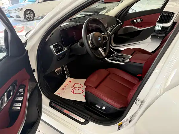 BMW i3 2023