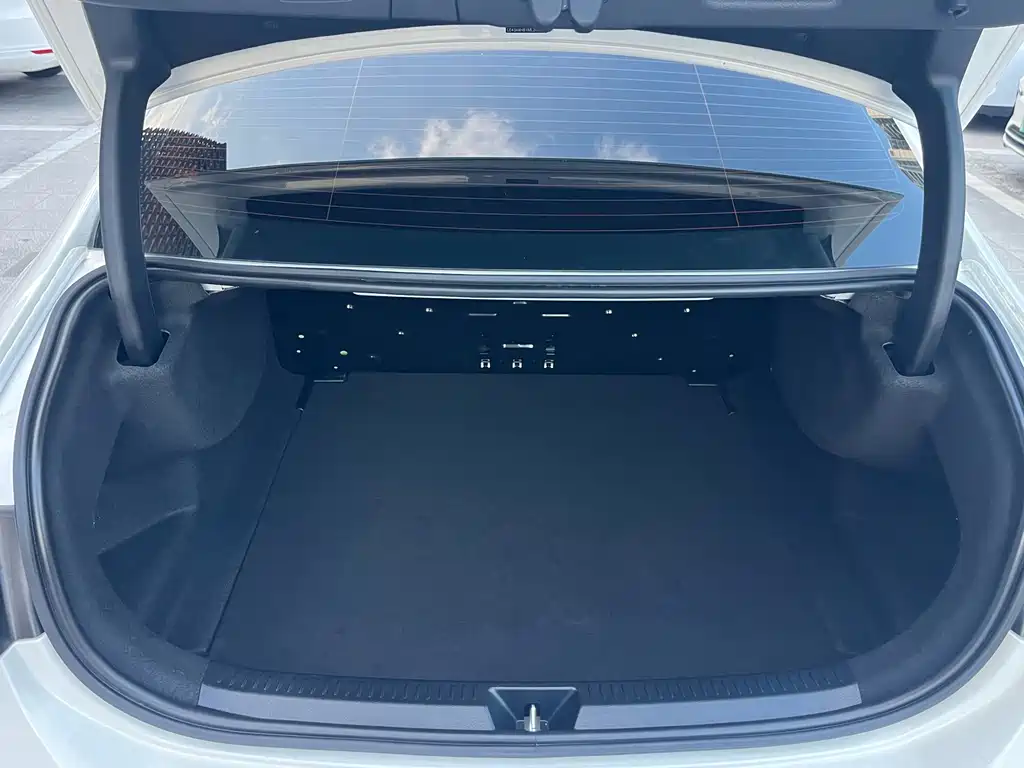 Mercedes-Benz A-Class 2022 — фото 12