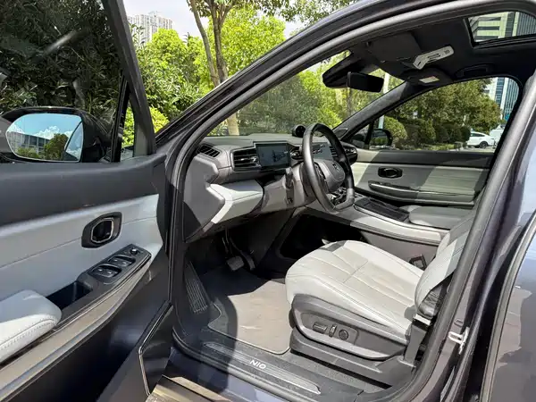 NIO ES8 2020