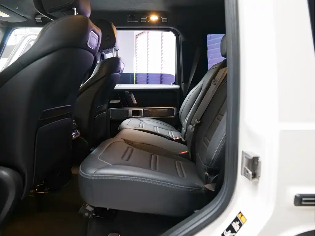 Mercedes-Benz G-Class 2023 — фото 17