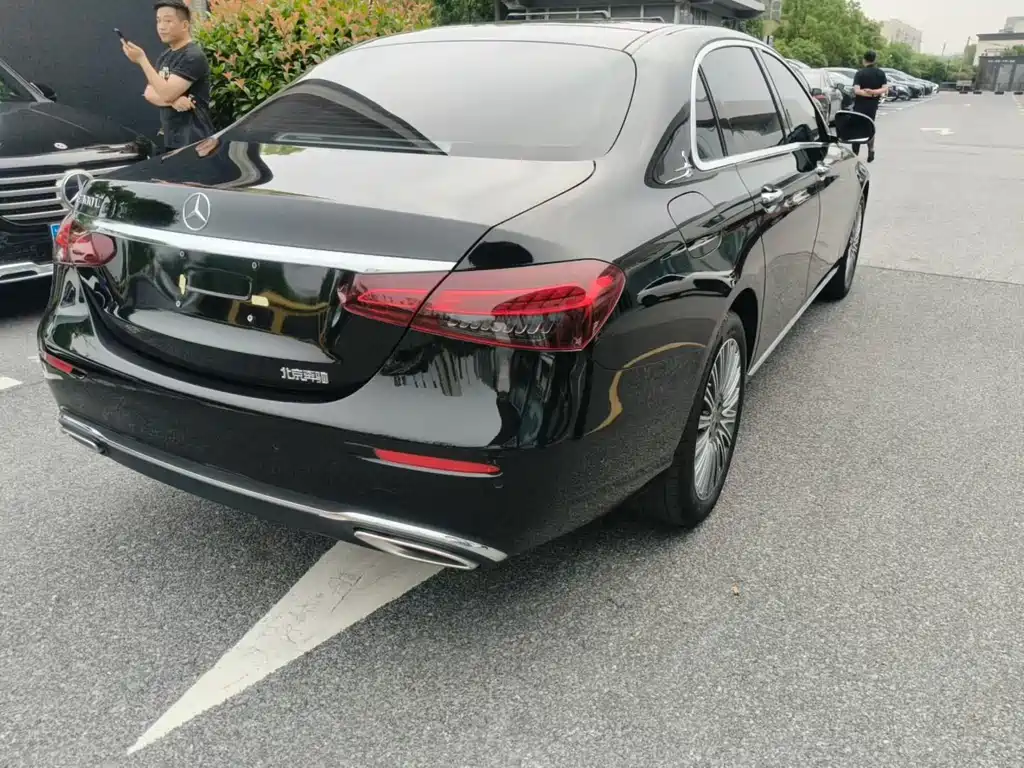 Mercedes-Benz E-Class 2023