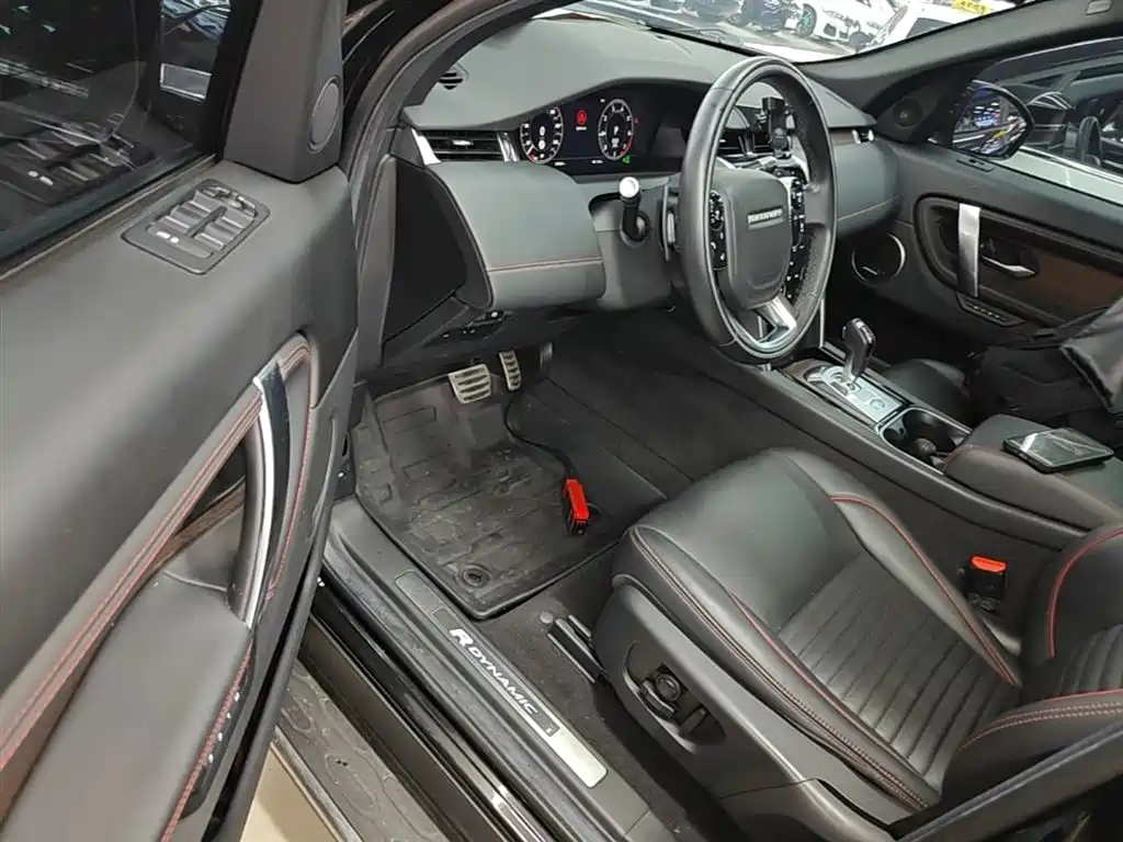 Land Rover Discovery Sport 2021 — фото 16